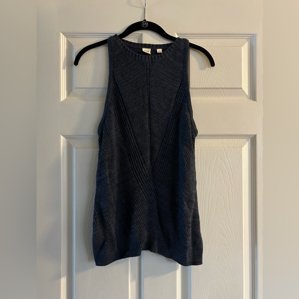 GAP Sweater Vest